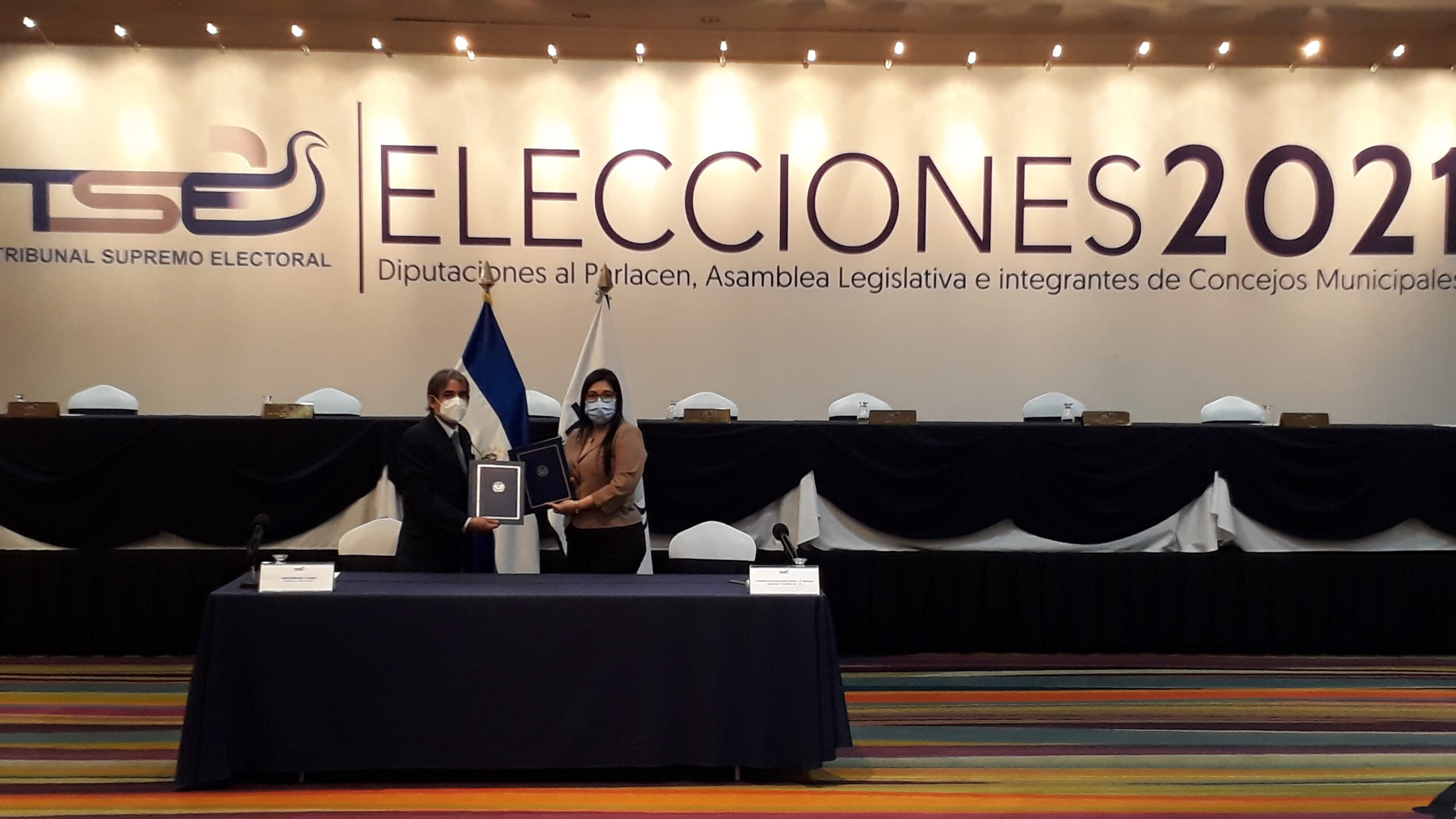 Organismo Colegiado del TSE firma convenio con la FUNDAUNGO para la observación del proceso electoral 2021