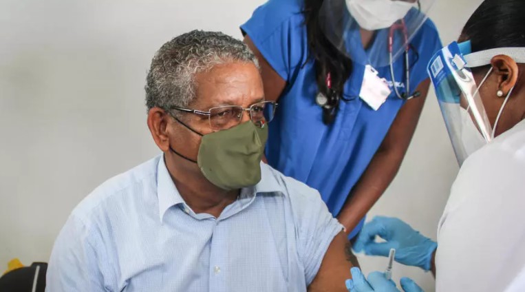 Comienza campaña de vacunación en Seychelles, África