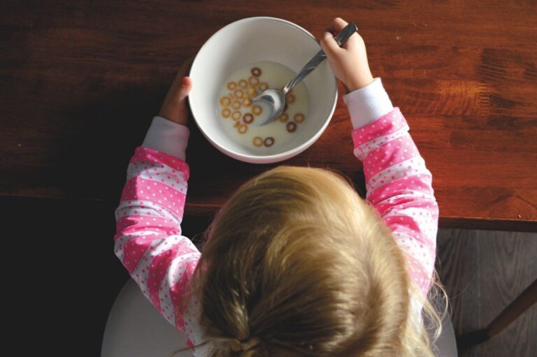 Informe advierte que algunos alimentos para bebés contienen «niveles peligrosos» de metales pesados tóxicos