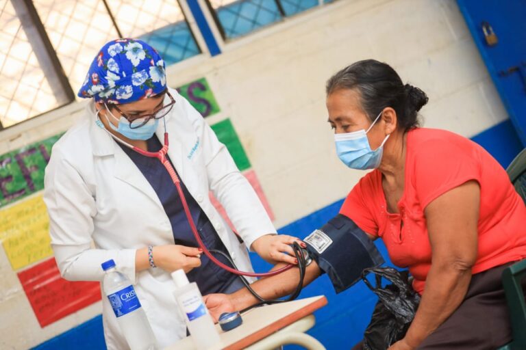 Ministerios articulados llevan jornadas médicas a pueblos indígenas