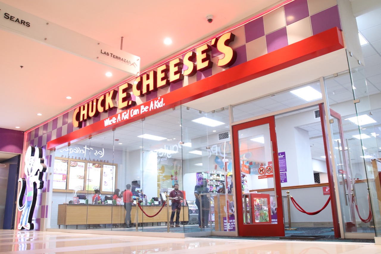 Chuck E. Cheese apertura su primera tienda en El Salvador