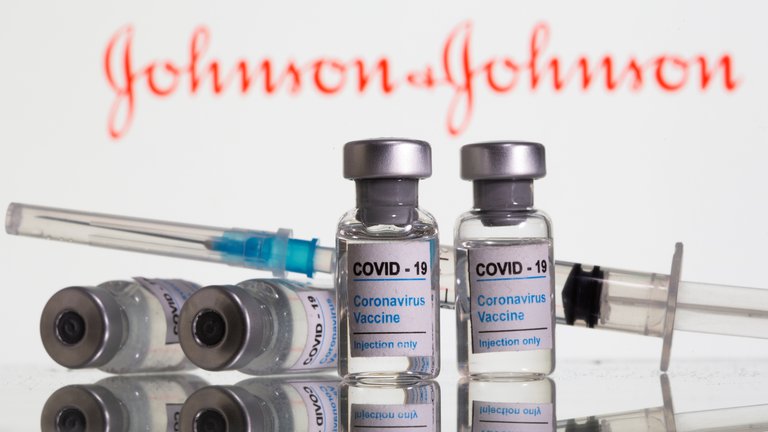 Estados Unidos autoriza la reanudación del uso de las vacuna anti COVID de Johnson & Johnson