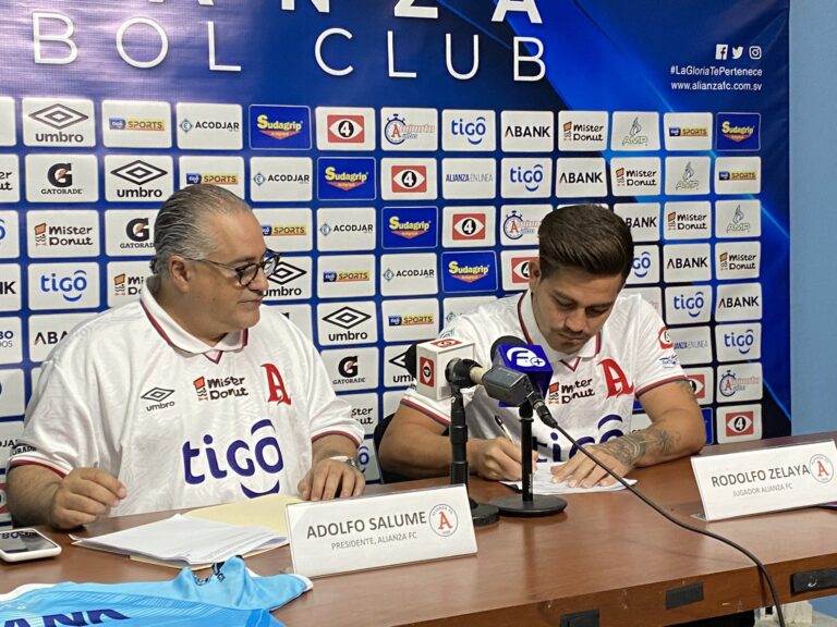 Fito Zelaya renueva contrato por dos años con el Alianza