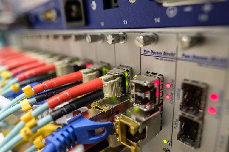 Vexus Fiber anuncia planes para construir una nueva red de banda ancha por fibra óptica