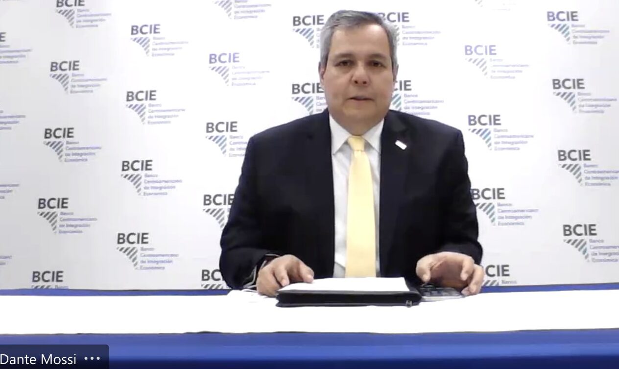 El BCIE brindará asistencia en la implementación del bitcoin en El Salvador