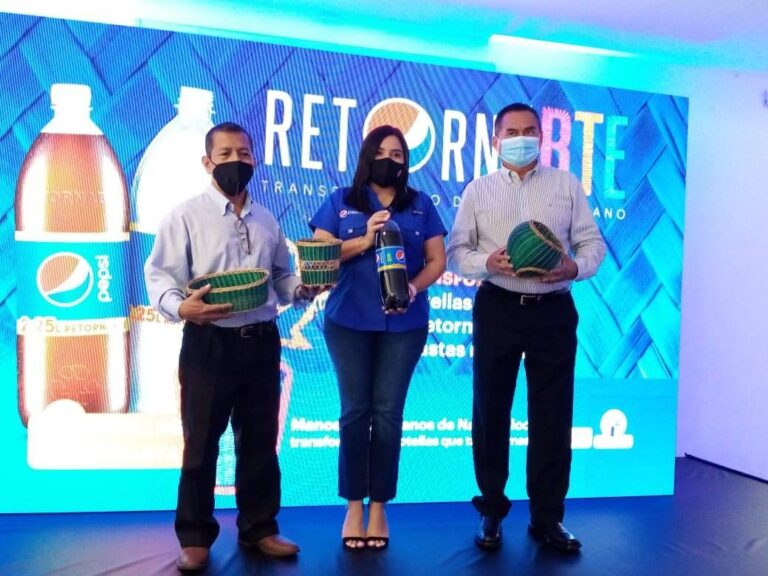Pepsi lanza el proyecto «RetornARTE» con el fin de beneficiar a artesanos a través del plástico