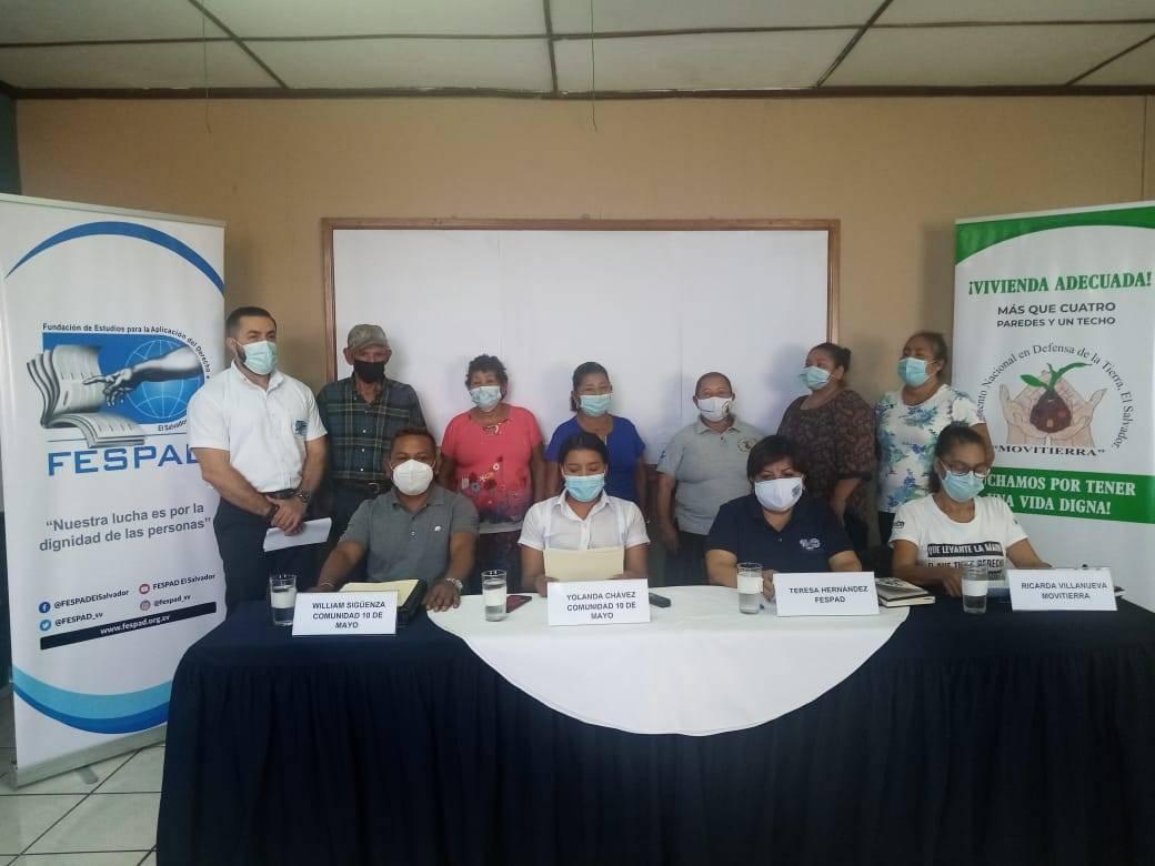 Familias de Comunidad 10 de mayo en Ahuachapán denuncian amenazas de desalojo forzados