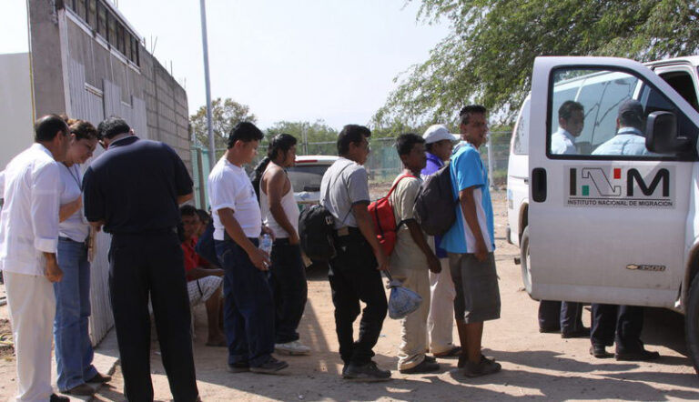Más de 1,200 migrantes detenidos en México en  24 horas