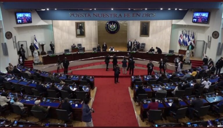 La Asamblea Legislativa aprueba 8 iniciativas enviadas por el ejecutivo para el combate contra las pandillas