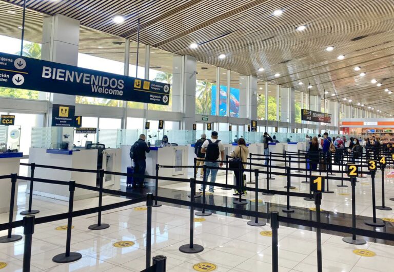 Más de un millón de pasajeros han sido atendidos en el aeropuerto San Óscar Arnulfo Romero y Galdámez en 2022