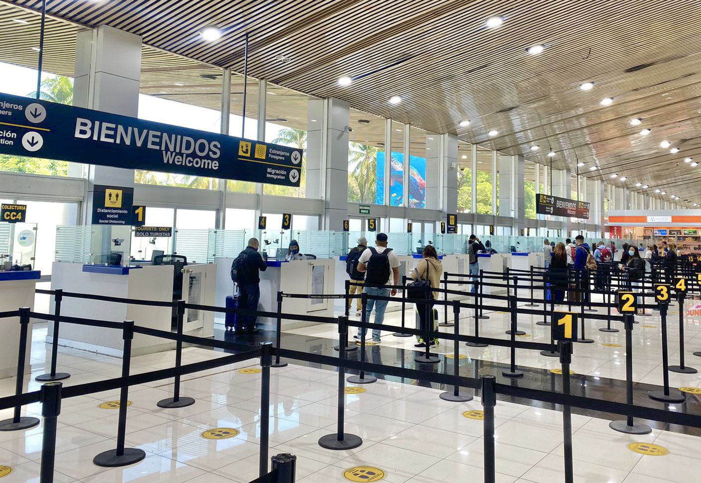 Más de un millón de pasajeros han sido atendidos en el aeropuerto San Óscar Arnulfo Romero y Galdámez en 2022