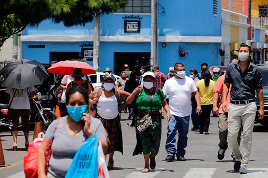Salud pública de Guatemala evalúa quitar uso obligatorio de mascarilla en espacios abiertos