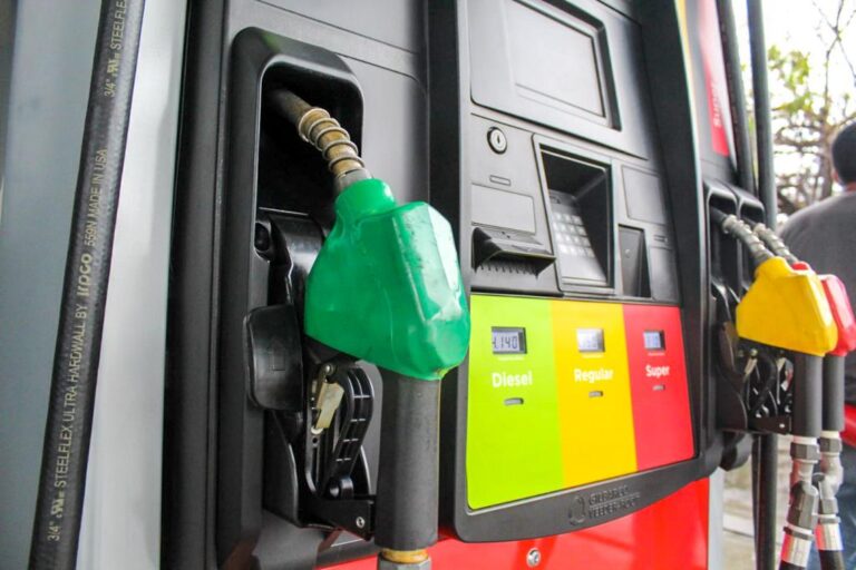 Precios de combustibles se mantienen estables para la segunda quincena de mayo