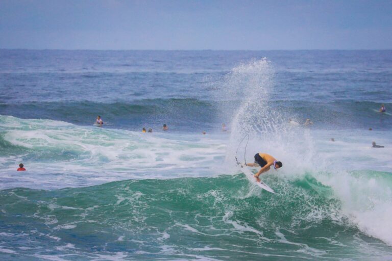El Salvador inicia el Campeonato Mundial Junior de Surf en las playas El Tunco y El Sunzal