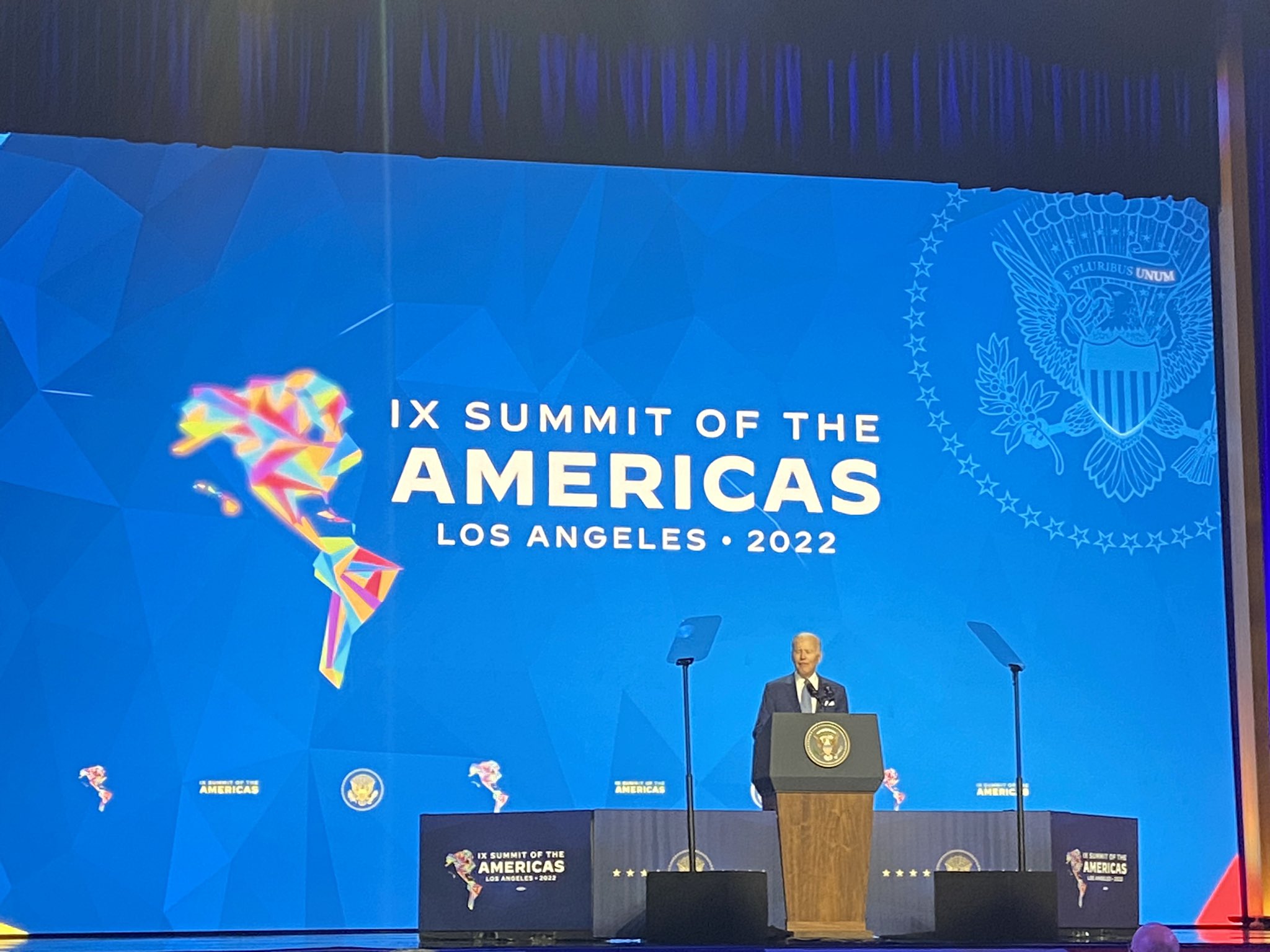 Biden destaca la democracia, migración y economía en la apertura de la Cumbre de las Américas