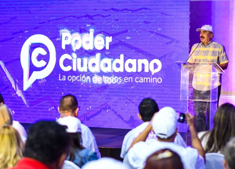 Exmiembros de ARENA y el FMLN realizaron el lanzamiento del movimiento Poder Ciudadano