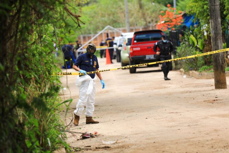 FGR presenta acusación contra 10 personas vinculados a los asesinatos en Chalchuapa