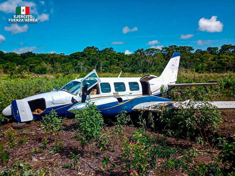 Ejército mexicano intercepta avioneta con más de 400 kilogramos de cocaína