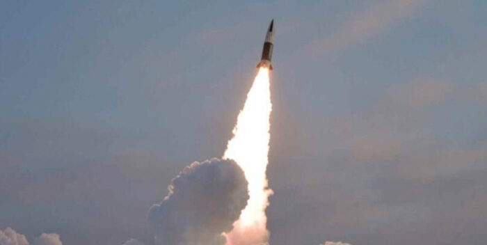 Corea del Norte lanza misiles balísticos durante los ejercicios militares de Corea del Sur y EEUU