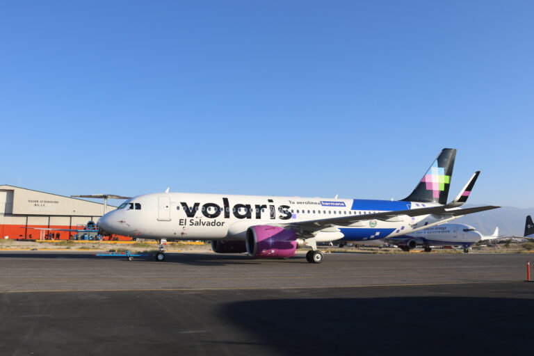 Volaris El Salvador lanza “Un año se nos pasó volando”