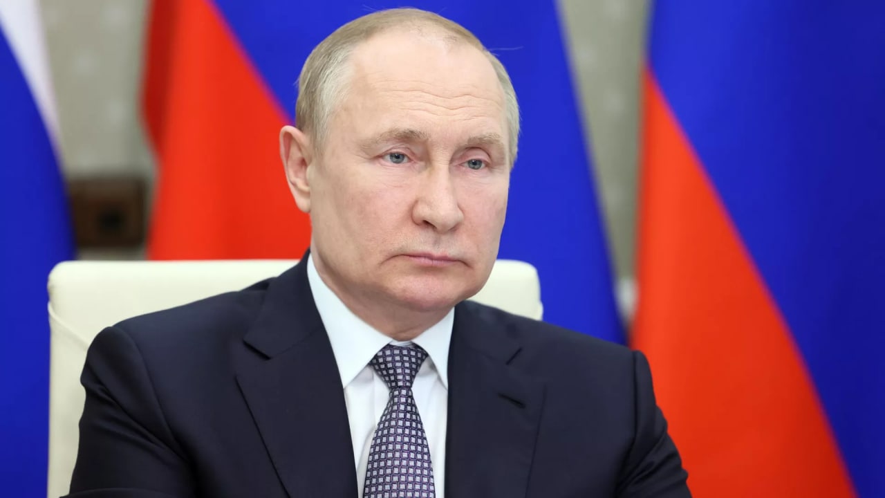 Putin advierte de graves consecuencias al limitar el precio del crudo ruso en los mercados