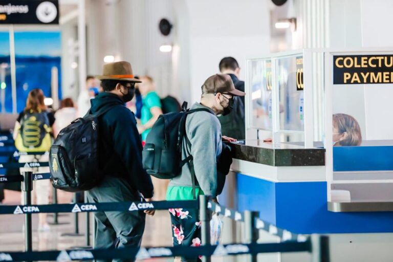 Aeropuerto Internacional agilizará el chequeo de los viajeros con 40 nuevas estaciones de registro