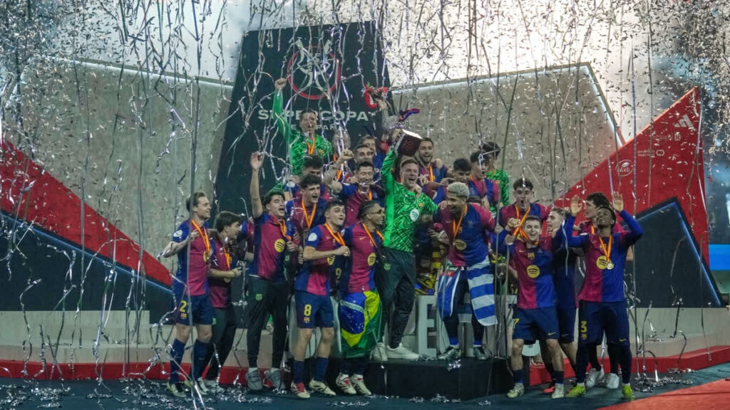 El Barcelona humilla al Real Madrid y es campeón de la Supercopa de ...
